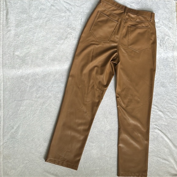 A&F Women’s Plus Size 90’s Straight Ultra High Rise Faux Leather Light Academia - Picture 4 of 9